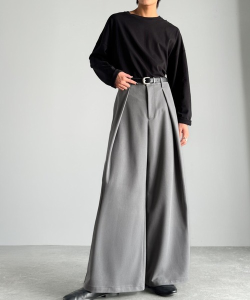 Classical Origin（クラシカルオリジン）の「インタックワイドフレアスラックス／In-Tuck Design Wide Flared Pants（スラックス・メンズ・チャコール/杢グレー/ブラック・SMALL/MEDIUM/LARGE）」の7枚目の写真