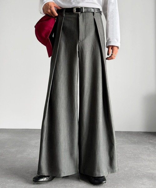 Classical Origin（クラシカルオリジン）の「インタックワイドフレアスラックス／In-Tuck Design Wide Flared Pants（スラックス・メンズ・チャコール/杢グレー/ブラック・SMALL/MEDIUM/LARGE）」の20枚目の写真