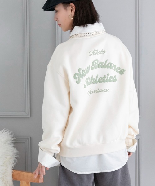 NEW BALANCE(ニューバランス)の「Linear Heritage フリースクルー(スウェット・レディース・ブラック/ライトベージュ・SMALL/MEDIUM/LARGE/X-LARGE)」の2枚目の写真