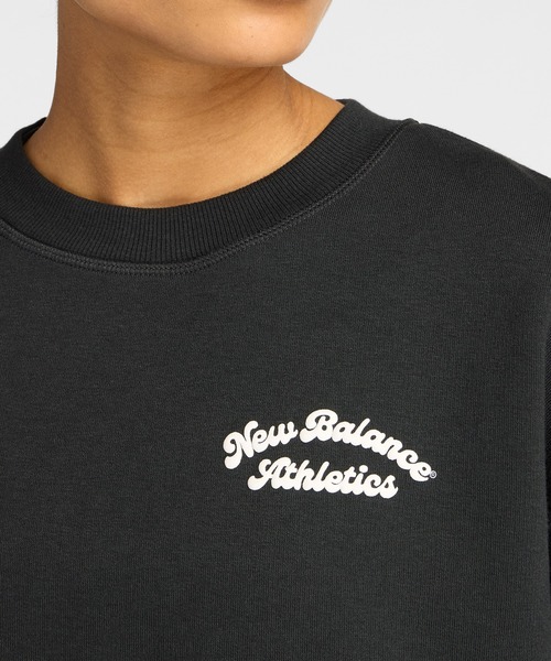 NEW BALANCE(ニューバランス)の「Linear Heritage フリースクルー(スウェット・レディース・ブラック/ライトベージュ・SMALL/MEDIUM/LARGE/X-LARGE)」の4枚目の写真