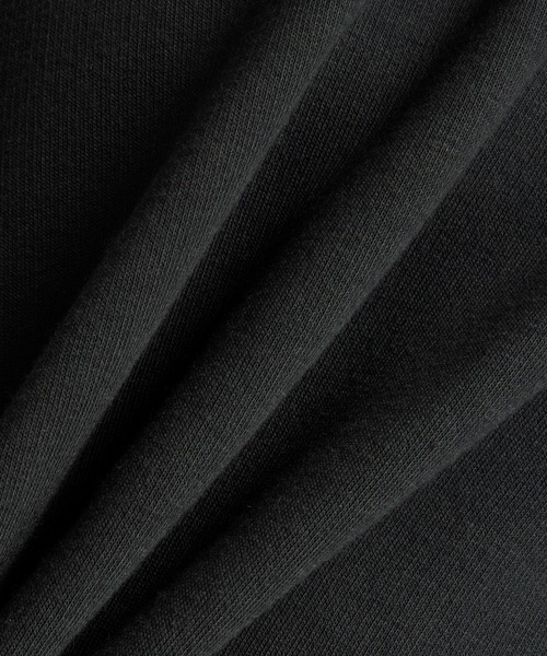 NEW BALANCE(ニューバランス)の「Linear Heritage フリースクルー(スウェット・レディース・ブラック/ライトベージュ・SMALL/MEDIUM/LARGE/X-LARGE)」の7枚目の写真