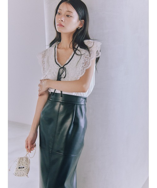 SNIDEL（スナイデル）の「エンブロイダリーレースカラーブラウス（シャツ/ブラウス・レディース・ブラック/ホワイト/ボルドー・F）」の13枚目の写真