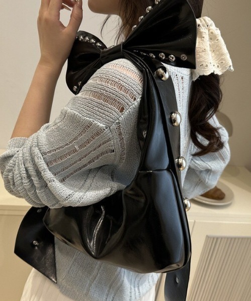 almo(アルモ)の「【portulaca】リボンスタッズミニショルダーbag(ショルダーバッグ・レディース・ブラウン/ワインレッド/アイボリー/ブラック・FREE)」の8枚目の写真