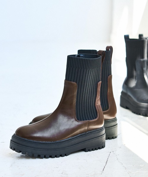 Juze(ジュゼ)の「タンクソールサイドニットブーツ(ブーツ・レディース・ブラウン/ブラック・L/M/S)」の14枚目の写真