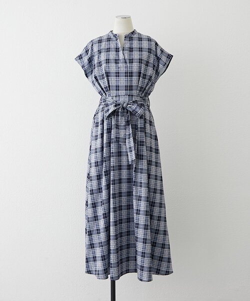 continuer de NICE CLAUP(コンティニューデナイスクラップ)の「スキッパーフレンチタックワンピース(ワンピース・レディース・ネイビー/ブラウン/ストライプ/チェック・FREE)」の8枚目の写真