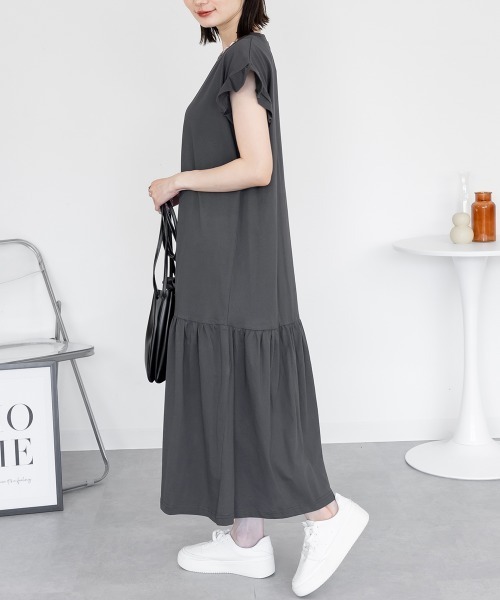 aity(アイティ)の「フレンチスリーブワンピース マキシ丈 ロング 綿100% 大きいサイズ 夏服(ワンピース・レディース・チャコール/ブラック/グレイッシュベージュ・M~L/LL~3L/4L~5L)」の11枚目の写真