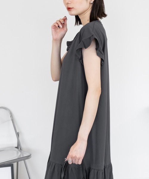 aity(アイティ)の「フレンチスリーブワンピース マキシ丈 ロング 綿100% 大きいサイズ 夏服(ワンピース・レディース・チャコール/ブラック/グレイッシュベージュ・M~L/LL~3L/4L~5L)」の12枚目の写真
