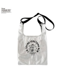 Vintage PEANUTS（ビンテージピーナッツ）の「【PEANUTSコミック誕生75周年記念商品】ルートート / IP.ルーショッパー.メタリック.ピーナッツ-0Q（ショルダーバッグ）」