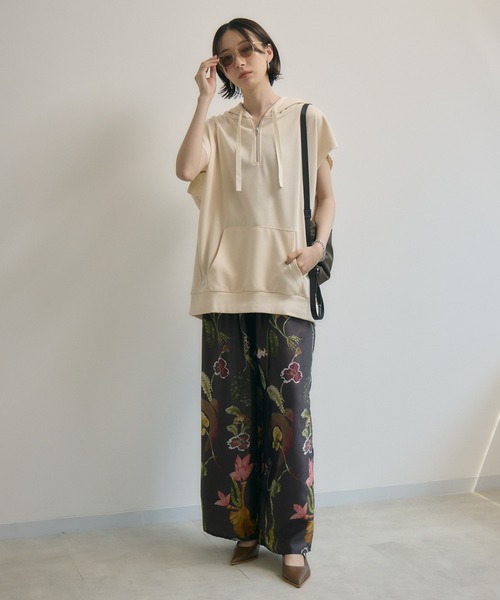 Paradise Picnic（パラダイスピクニック）の「ミニ裏毛フードベスト（ベスト・レディース・チャコールグレー/アイボリー・FREE）」の12枚目の写真