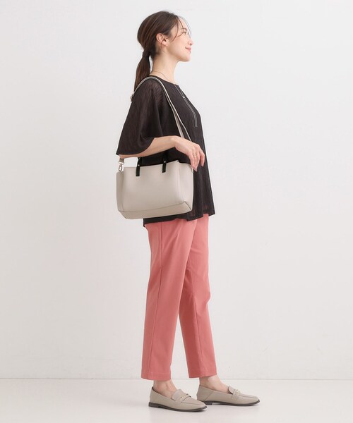 SHOO・LA・RUE（シューラルー）の「【軽量/2WAY】ふわっと軽い 3層ミニトート（トートバッグ・レディース・ブラウン系/ブラック/グレー系4・00）」の9枚目の写真