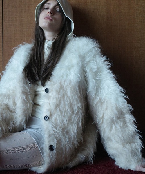 CLANE（クラネ）の「BI COLOR SHAGGY KNIT CARDIGAN（カーディガン/ボレロ・レディース・その他/アイボリー/ピンク・2/1）」の2枚目の写真