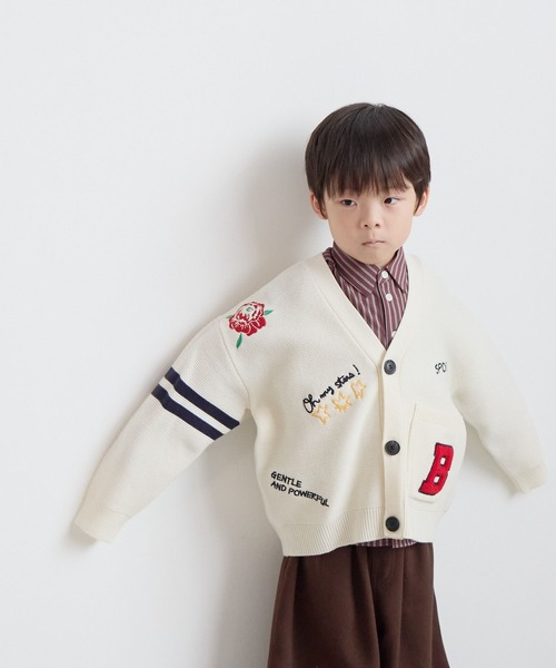 LOWRYS FARM（ローリーズファーム）の「レタードカーディガン　 595658（カーディガン/ボレロ・キッズ・ブラウン/アイボリー/ネイビー・110cm/120cm/130cm/140cm/150cm）」の2枚目の写真