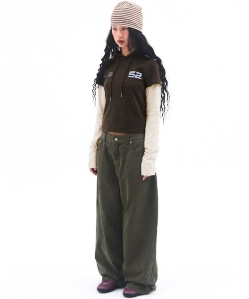 AMESWORLDWIDE(アメスワールドワイド)の「A'GEM/9 × .kom 『AMESWORLDWIDE/アメスワールドワイド』 HOODIE LAYERED LONGSLEEVE TEE/フード レイヤード長袖Tシャツ(Tシャツ/カットソー・レディース・グレー/ブラウン・FREE)」の10枚目の写真