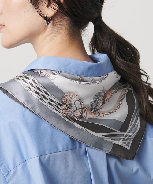 manipuri(マニプリ)の「<manipuri>SILK 65×65 スカーフ 25FW(バンダナ/スカーフ・レディース・ライトブルー/ピンク/レッド/ライトグレー・FREE)」の7枚目の写真