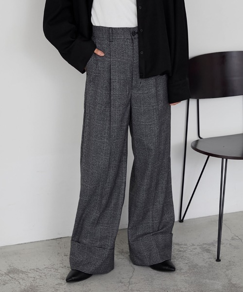 forksy.（フォルクシー）の「【forksy.】ロールアップチェックワイドスラックスパンツ（スラックス・レディース・グレー系/ブラウン系・FREE）」の5枚目の写真