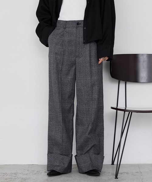 forksy.（フォルクシー）の「【forksy.】ロールアップチェックワイドスラックスパンツ（スラックス・レディース・グレー系/ブラウン系・FREE）」の6枚目の写真