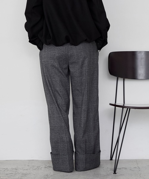 forksy.（フォルクシー）の「【forksy.】ロールアップチェックワイドスラックスパンツ（スラックス・レディース・グレー系/ブラウン系・FREE）」の7枚目の写真