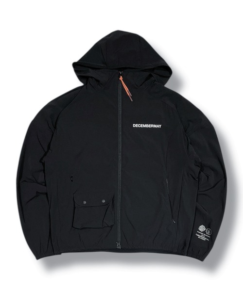 DECEMBERMAY(ディセンバーメイ)の「Waterproof compactly Jacket(ブルゾン・メンズ・ブラック/ホワイト/レッド/ベージュ・MEDIUM/LARGE/X-LARGE)」の2枚目の写真