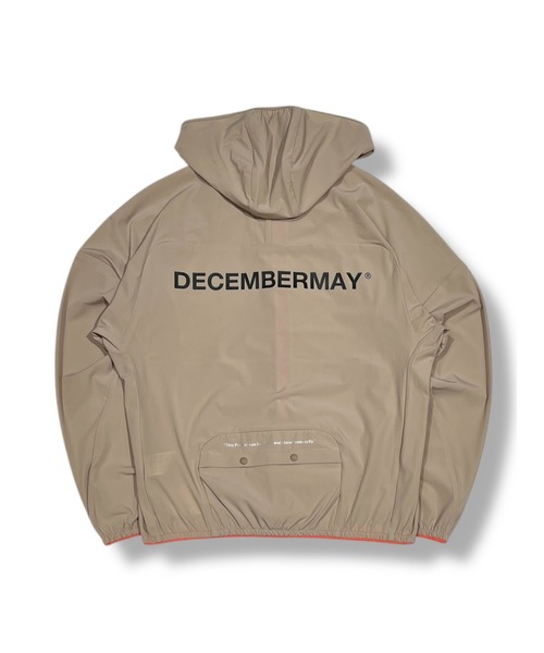 DECEMBERMAY(ディセンバーメイ)の「Waterproof compactly Jacket(ブルゾン・メンズ・ブラック/ホワイト/レッド/ベージュ・MEDIUM/LARGE/X-LARGE)」の15枚目の写真
