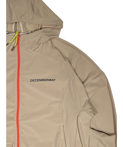 DECEMBERMAY(ディセンバーメイ)の「Waterproof compactly Jacket(ブルゾン・メンズ・ブラック/ホワイト/レッド/ベージュ・MEDIUM/LARGE/X-LARGE)」の17枚目の写真