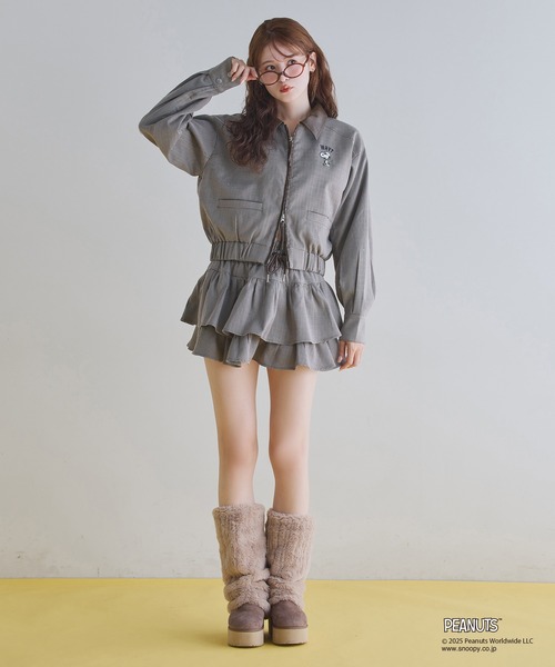 one after another NICE CLAUP（ワンアフターアナザーナイスクラップ）の「【PEANUTSコラボ】セットアップ対応/スヌーピー刺繍入りバーンジャケット（ミリタリージャケット・レディース・ブラック/ブラウン系その他/ブルー・FREE）」の4枚目の写真