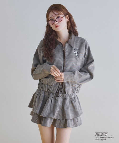 one after another NICE CLAUP（ワンアフターアナザーナイスクラップ）の「【PEANUTSコラボ】セットアップ対応/スヌーピー刺繍入りバーンジャケット（ミリタリージャケット・レディース・ブラック/ブラウン系その他/ブルー・FREE）」の7枚目の写真