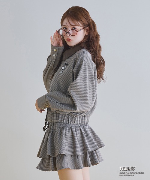 one after another NICE CLAUP（ワンアフターアナザーナイスクラップ）の「【PEANUTSコラボ】セットアップ対応/スヌーピー刺繍入りバーンジャケット（ミリタリージャケット・レディース・ブラック/ブラウン系その他/ブルー・FREE）」の9枚目の写真