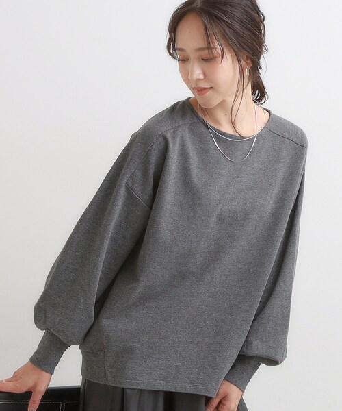 SHOO・LA・RUE（シューラルー）の「大人の抜け感 1枚で決まる ゆるロンT（Tシャツ/カットソー・レディース・グリーン/ダークブラウン/ライトベージュ/チャコールグレー/ダークオレンジ/ブルー・00）」の2枚目の写真