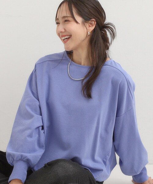 SHOO・LA・RUE（シューラルー）の「大人の抜け感 1枚で決まる ゆるロンT（Tシャツ/カットソー・レディース・グリーン/ダークブラウン/ライトベージュ/チャコールグレー/ダークオレンジ/ブルー・00）」の6枚目の写真