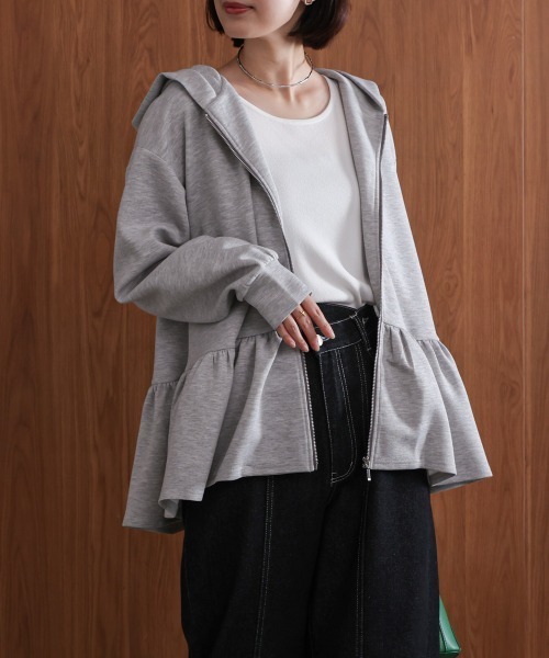 Bou Jeloud（ブージュルード）の「ペプラムフレアパーカー（パーカー・レディース・キャメル/グレー/ブラック・FREE）」の7枚目の写真