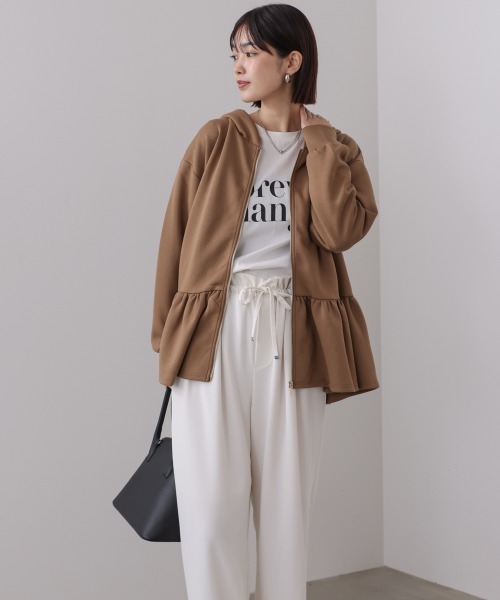 Bou Jeloud（ブージュルード）の「ペプラムフレアパーカー（パーカー・レディース・キャメル/グレー/ブラック・FREE）」の16枚目の写真