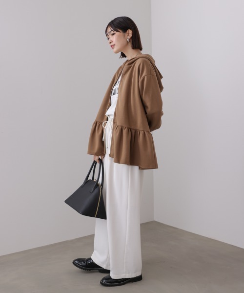 Bou Jeloud（ブージュルード）の「ペプラムフレアパーカー（パーカー・レディース・キャメル/グレー/ブラック・FREE）」の18枚目の写真