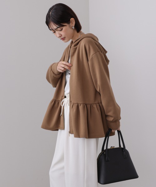 Bou Jeloud（ブージュルード）の「ペプラムフレアパーカー（パーカー・レディース・キャメル/グレー/ブラック・FREE）」の19枚目の写真