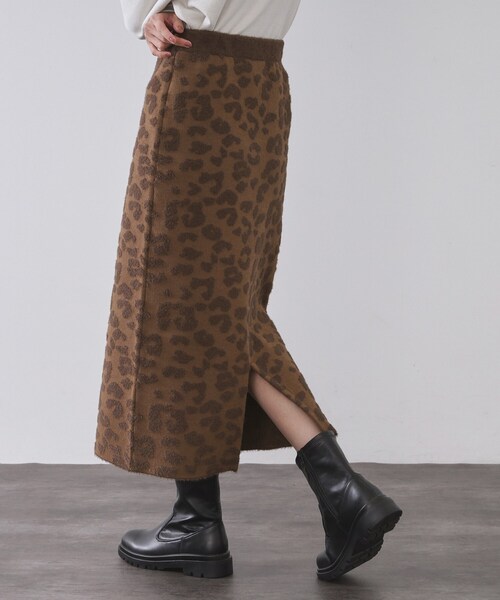 OPAQUE.CLIP（オペークドットクリップ）の「レオパードジャカードニットスカート【洗濯機OK】（スカート・レディース・チャコール/ダークブラウン系・38/40）」の9枚目の写真