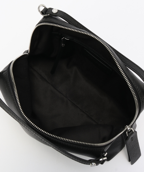 Spick & Span(スピックアンドスパン)の「GIANNI CHIARINI / ジャンニ キアリーニ ALIFA M(ショルダーバッグ・レディース・ブラック/グリーン・FREE)」の3枚目の写真