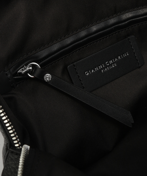 Spick & Span(スピックアンドスパン)の「GIANNI CHIARINI / ジャンニ キアリーニ ALIFA M(ショルダーバッグ・レディース・ブラック/グリーン・FREE)」の6枚目の写真