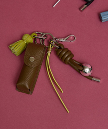 Beau're（ヴュレ）の「【WEB限定】【Beau're/ヴュレ】リップケース付きレザーチャーム（キーホルダー）」