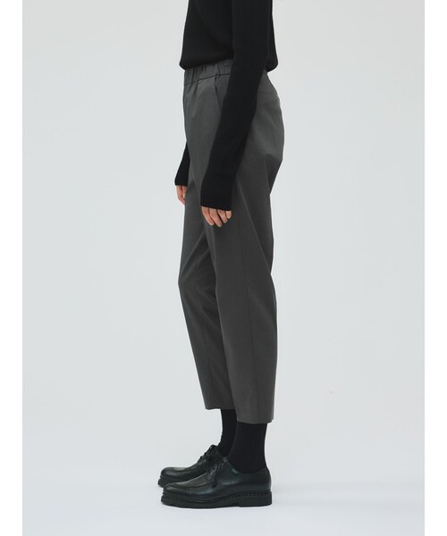 mizuiroind（ミズイロインド）の「mizuiro ind T/Rセンタープレスパンツ（その他パンツ・レディース・ベージュ/ライトグレー/ブラック/チャコールグレー・1/2）」の12枚目の写真