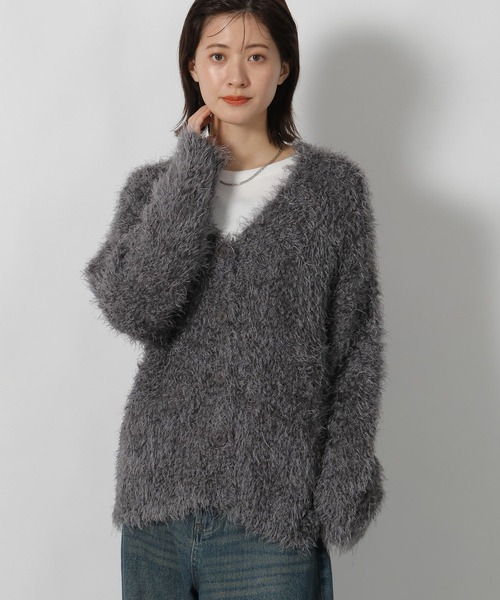 LAKOLE（ラコレ）の「ネップフェザーVネックカーディガン / 587293（カーディガン/ボレロ・レディース・アイボリー/チャコール/ブラウン・FREE）」の6枚目の写真