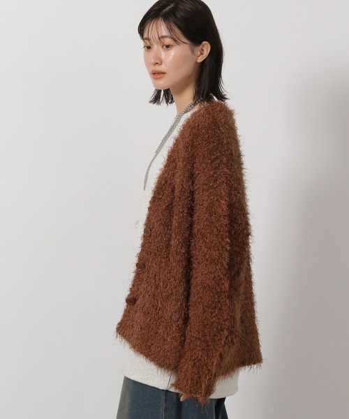 LAKOLE（ラコレ）の「ネップフェザーVネックカーディガン / 587293（カーディガン/ボレロ・レディース・アイボリー/チャコール/ブラウン・FREE）」の10枚目の写真