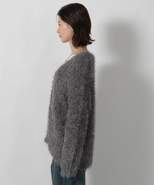 LAKOLE（ラコレ）の「ネップフェザーVネックカーディガン / 587293（カーディガン/ボレロ・レディース・アイボリー/チャコール/ブラウン・FREE）」の19枚目の写真