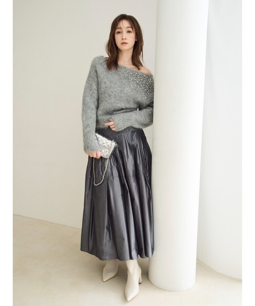 FRAY I.D(フレイアイディー)の「アルパカシャギービジューオフショルニット(ニット/セーター・レディース・アイボリー/ライトグレー/ブルー・F)」の4枚目の写真