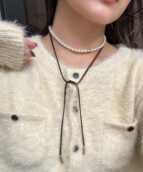 CIAOPANIC TYPY(チャオパニックティピー)の「lilスウェードライクスライドパールネックレス(ネックレス・レディース・ブラック/ブラウン・ONE SIZE)」の1枚目の写真