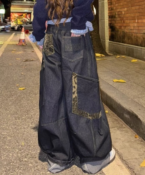 yuue' ( wear )（ユーイ）の「レオパードデザインポケットカーブワイドデニムパンツ（デニムパンツ・レディース・ブルー系その他・S/M/L）」の14枚目の写真