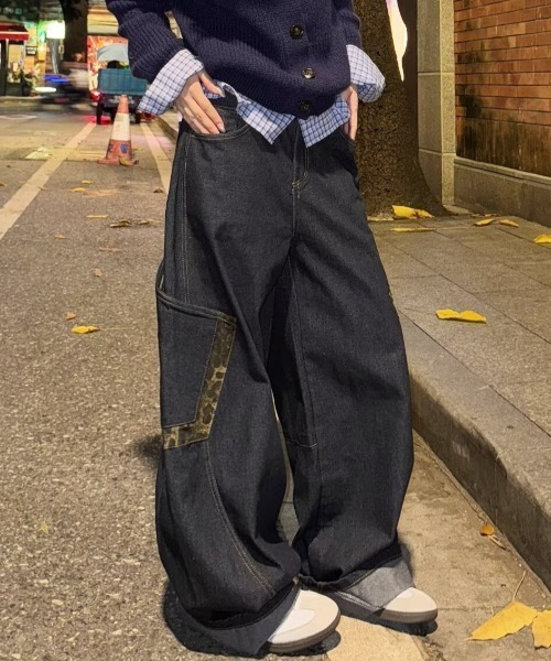 yuue' ( wear )（ユーイ）の「レオパードデザインポケットカーブワイドデニムパンツ（デニムパンツ・レディース・ブルー系その他・S/M/L）」の12枚目の写真