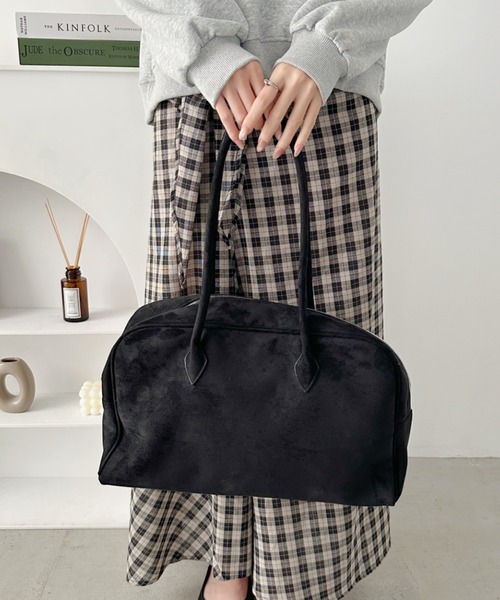 CLEA（クレア）の「【A4サイズ対応】スウェードライクボストンバッグ（ボストンバッグ・レディース・ベージュ/ブラック/ワインレッド/ブラウン・FREE）」の12枚目の写真