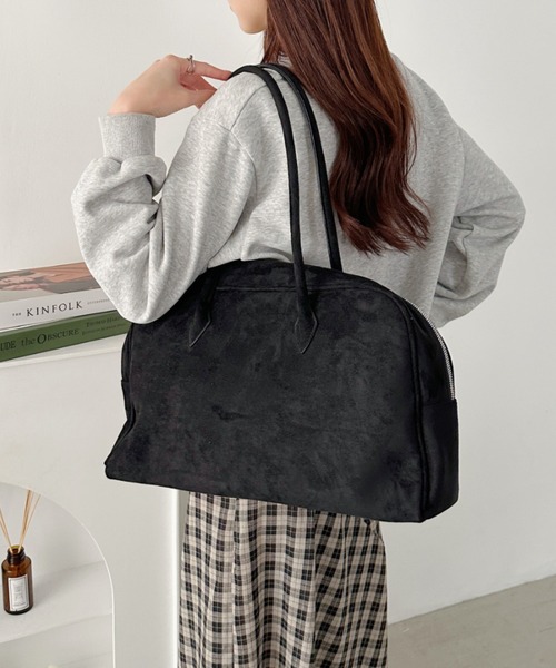 CLEA（クレア）の「【A4サイズ対応】スウェードライクボストンバッグ（ボストンバッグ・レディース・ベージュ/ブラック/ワインレッド/ブラウン・FREE）」の10枚目の写真