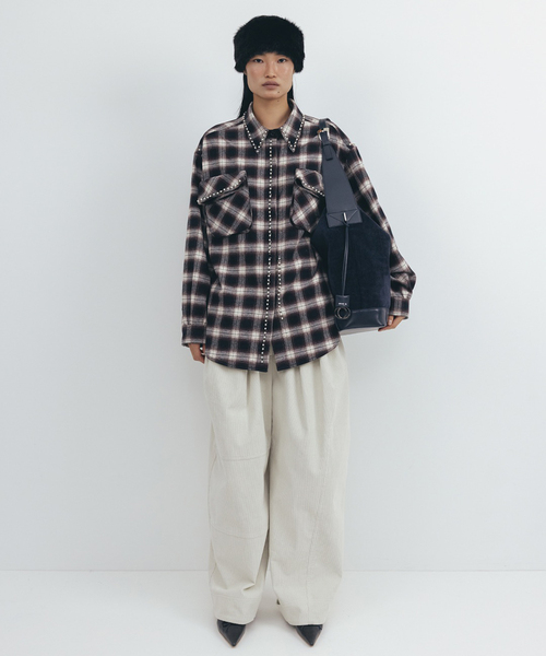 OPEN Yy(オープンワイワイ)の「【OPEN YY / オープンワイワイ】 Woven BEADED POCKET SHIRT YY254ST001(シャツ/ブラウス・レディース・レッド/ブラウン・SMALL/MEDIUM)」の2枚目の写真