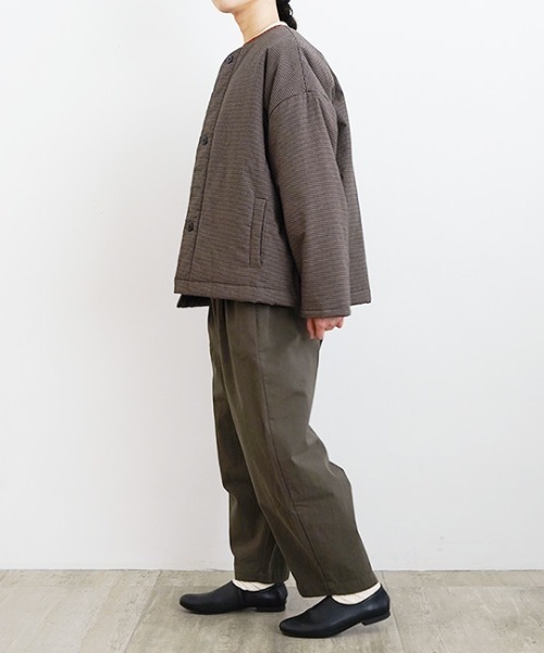 美品✨オローネ　フォーカスウォームコート　ノーカラーコート　グレー フォーカスウォームショートコート（ノーカラーコート）｜オローネ