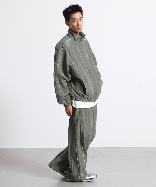 F.ILLUMINATE(フィルミネイト)の「パイピングラインナイロンパンツ-ライトグレー(スウェットパンツ・レディース・その他・SMALL/MEDIUM/LARGE)」の7枚目の写真